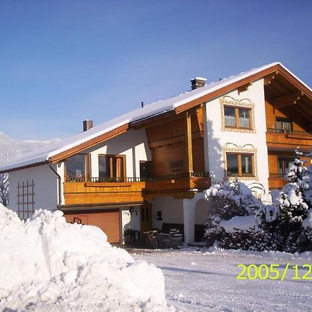 Haus Hager Bed & Breakfast Schlitters Dış mekan fotoğraf