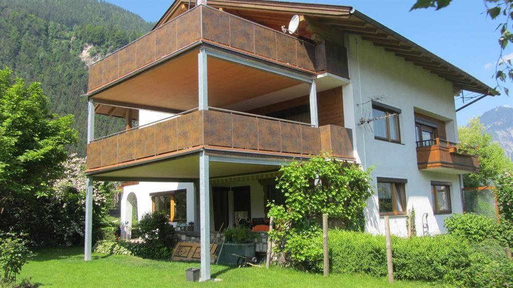 Haus Hager Bed & Breakfast Schlitters Dış mekan fotoğraf