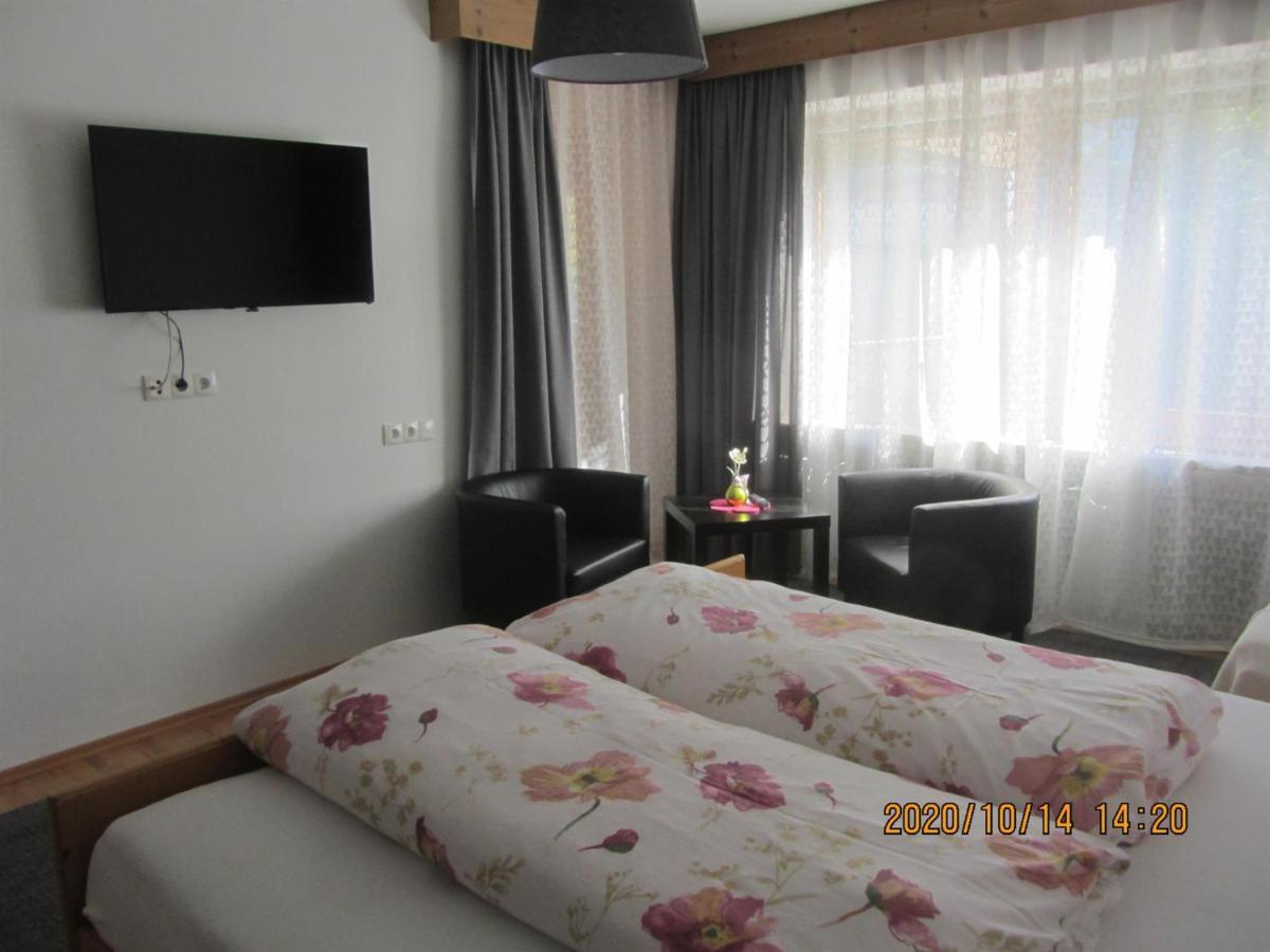 Haus Hager Bed & Breakfast Schlitters Dış mekan fotoğraf