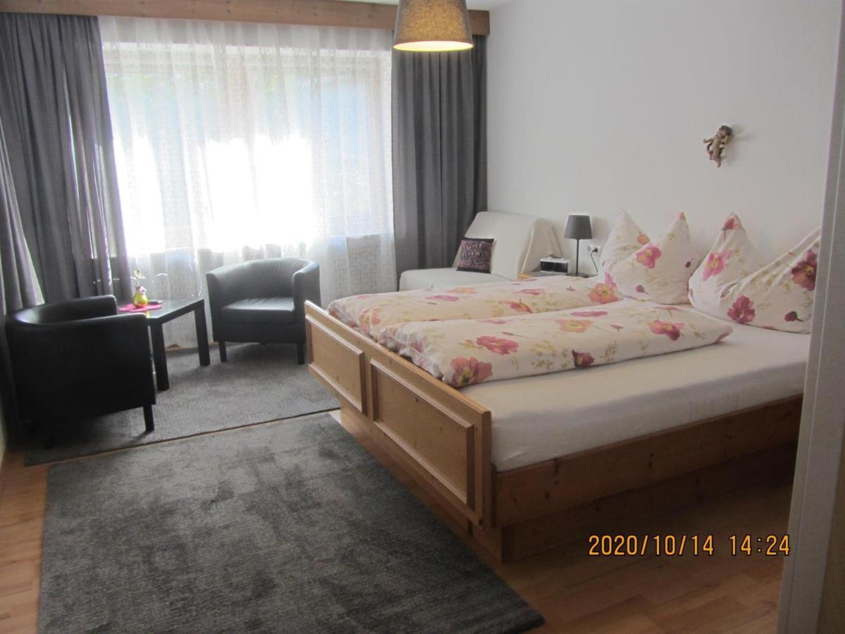 Haus Hager Bed & Breakfast Schlitters Dış mekan fotoğraf